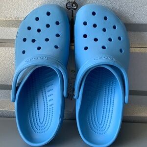 Arctic Blue Crocs m8/w10 NWT